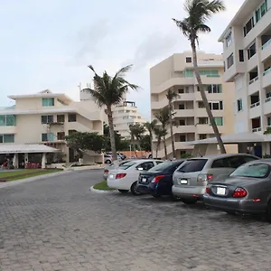  Apartment Brisas Boulevard Kukulcan Km. 19, Zona Hotelera