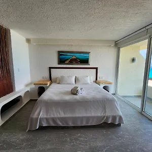 Rodero By Solymar Front In Zone Cancún